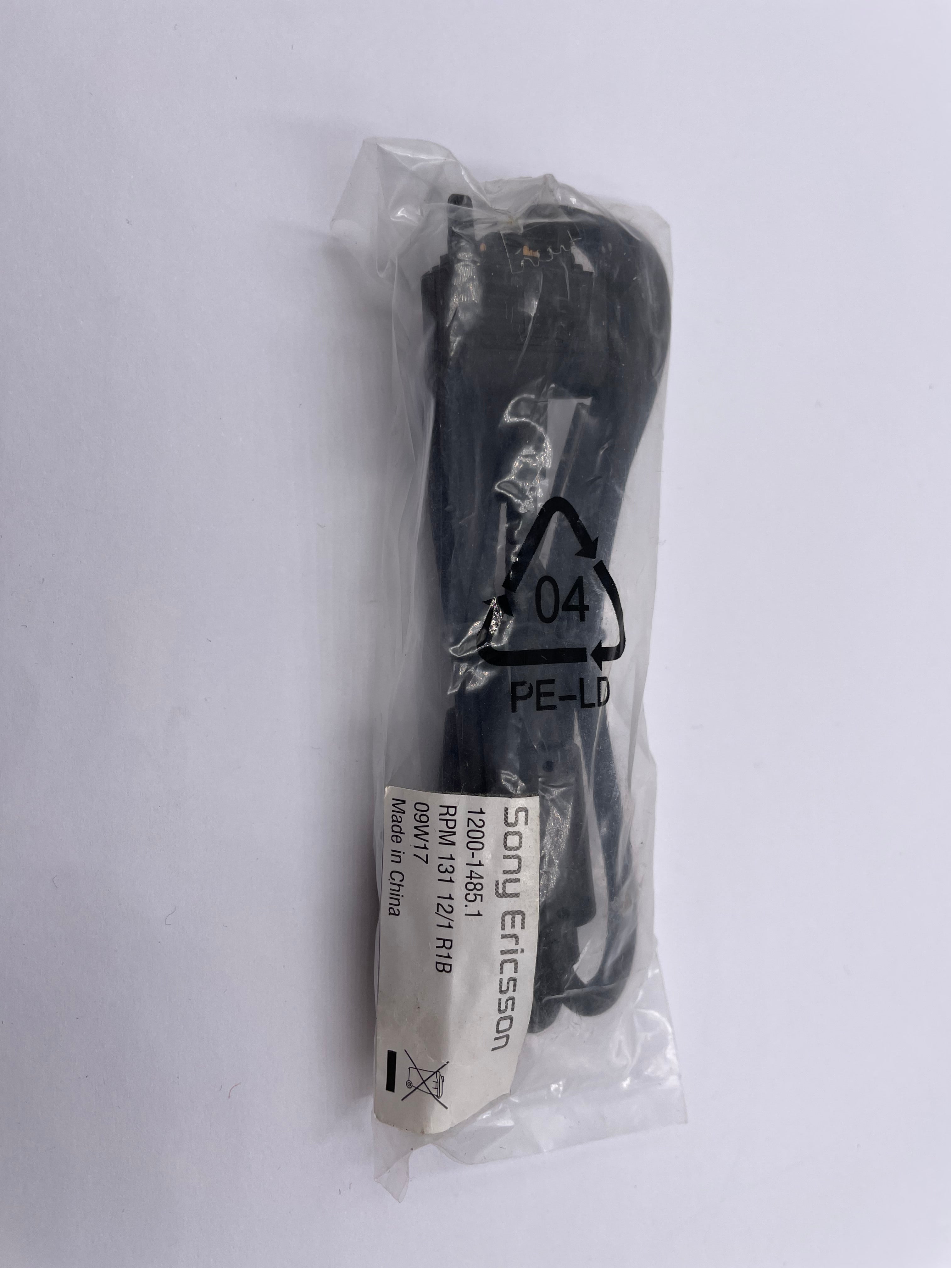 Sony Ericsson DCU-65 K750 K800 Data Cable (Original)